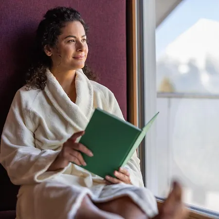 Biohotel Leutascherhof 4*
