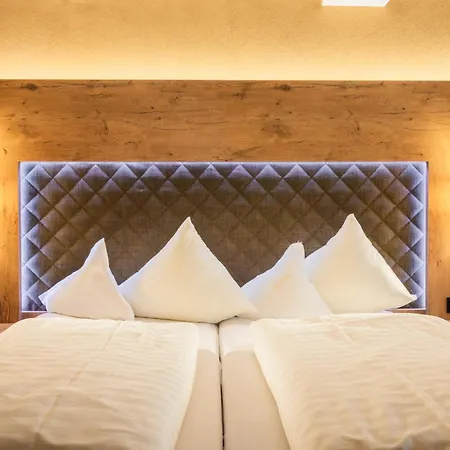 Biohotel Leutascherhof Hotell