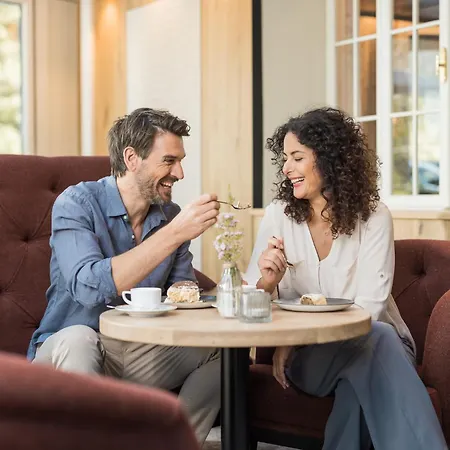 Biohotel Leutascherhof 4*