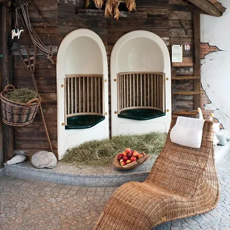 Biohotel Leutascherhof 4*