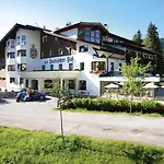 Biohotel Leutascherhof Hotel 4*